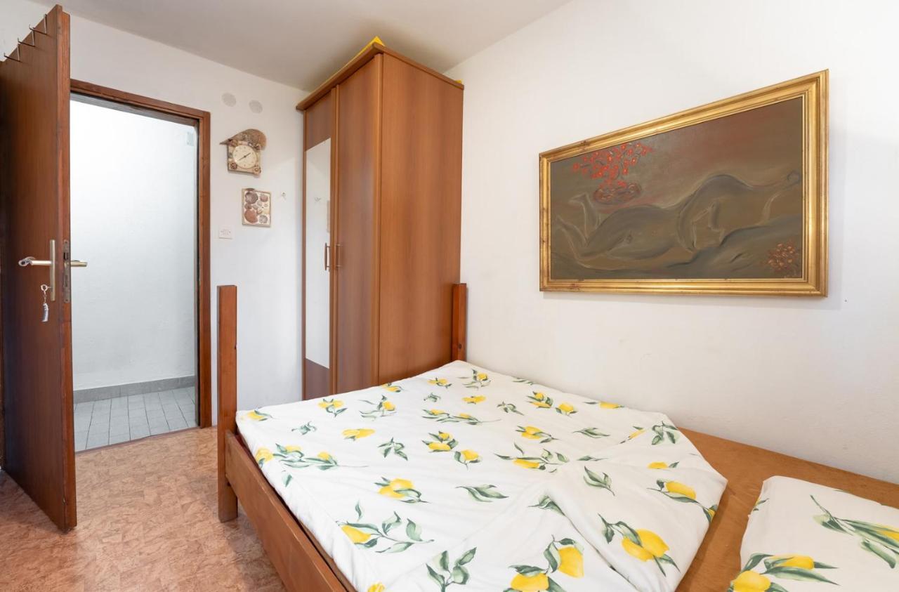 Apartment Ruj Zambratija  Ngoại thất bức ảnh